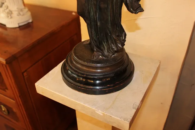 ESTATUA DE UN JUGADOR TAMBOURINE