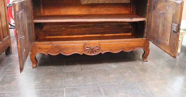 Bahut Louis XV en chêne