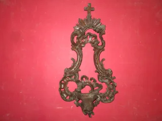 Bénitier En Bois Sculpté époque 18 ème.