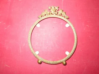 Cadre En cuivre, Rond Avec Fronton, Epoche 19ème.