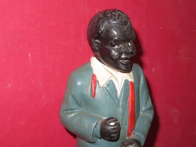 Très belle statue en porcelaine d'un musicien, des années 1960. Très bon état. - Dimensioni: altezza media: 30 centimetri.