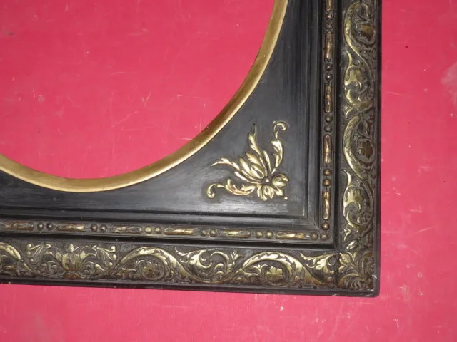 Cadre Ovale, Napoleon III, Noir Et Or, époque 19ème.