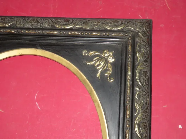Cadre Ovale, Napoleon III, Noir Et Or, époque 19ème.