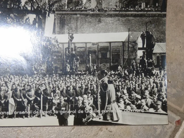 PPhoto Originale Du Geologe De Gaule à Brest De 1945.