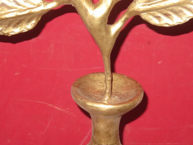 GILTWOOD VASE WITH FLOWER