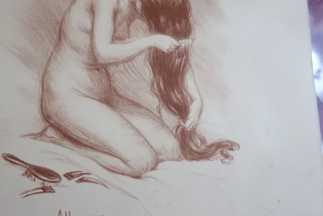 " Cheveux sous le peigne", Nu Féminin,  Lithographie en Sanguine époque 20ème.