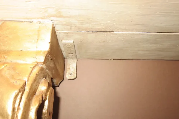 WALL SHELVES