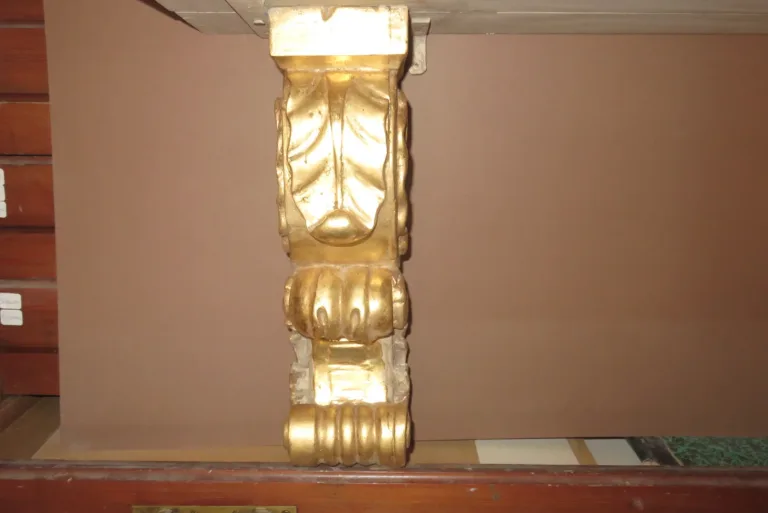 WALL SHELVES