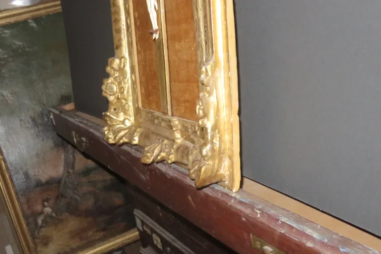 LOUIS XIV ZEITRAUM ELFENBEIN UND GOLDBLATT CRUCIFIX