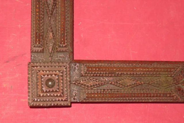 EARLY 20th CENTURY FRAME