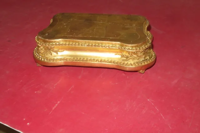 GILTWOOD PEDESTALS