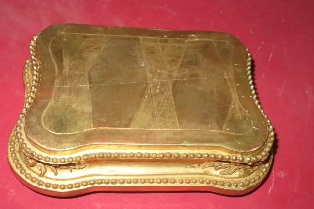 GILTWOOD PEDESTALS