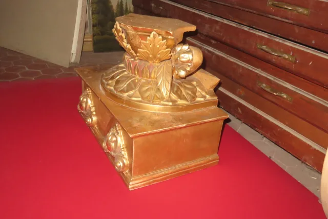 GILTWOOD VOETSTUK
