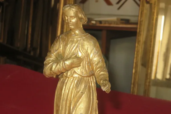 Statue Représentant Un Moine, époque 19ème, En Bois Doré.