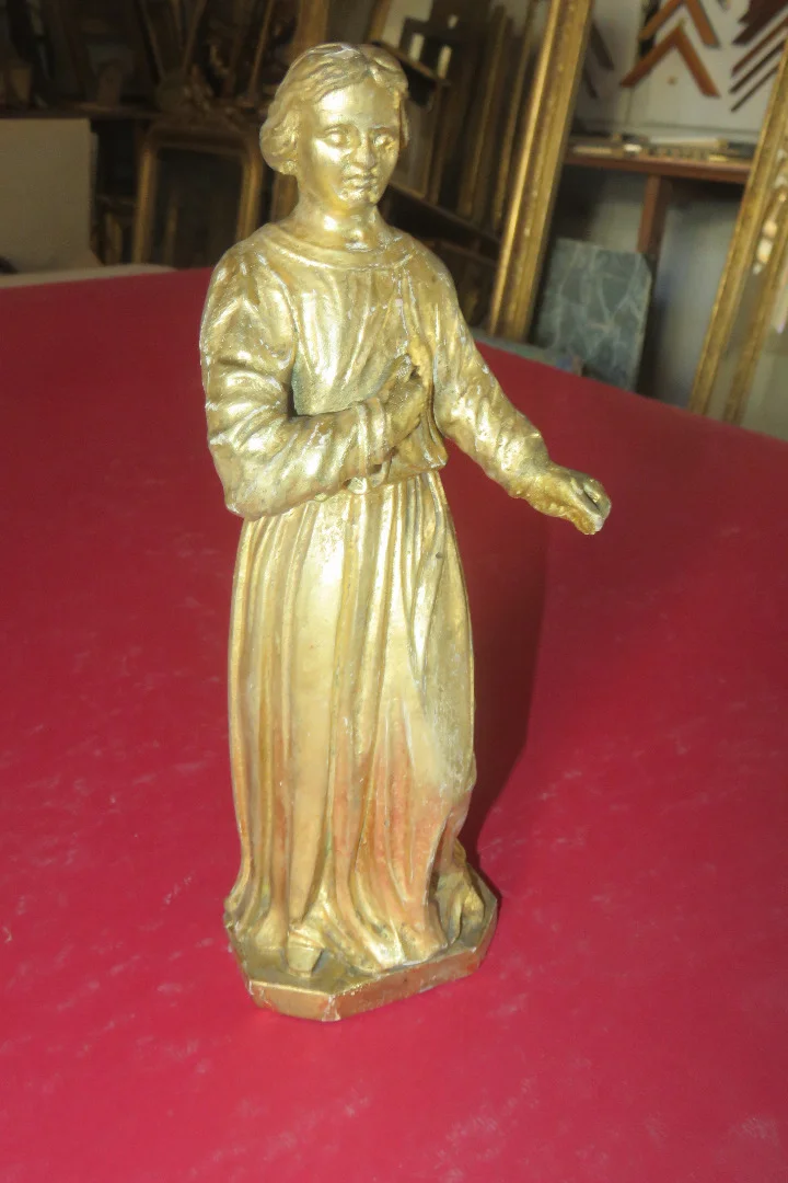 GILTWOOD STATUE EINES MÖNCHS