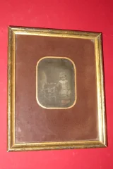 Une petite fille, androtype, époque 19 ème.