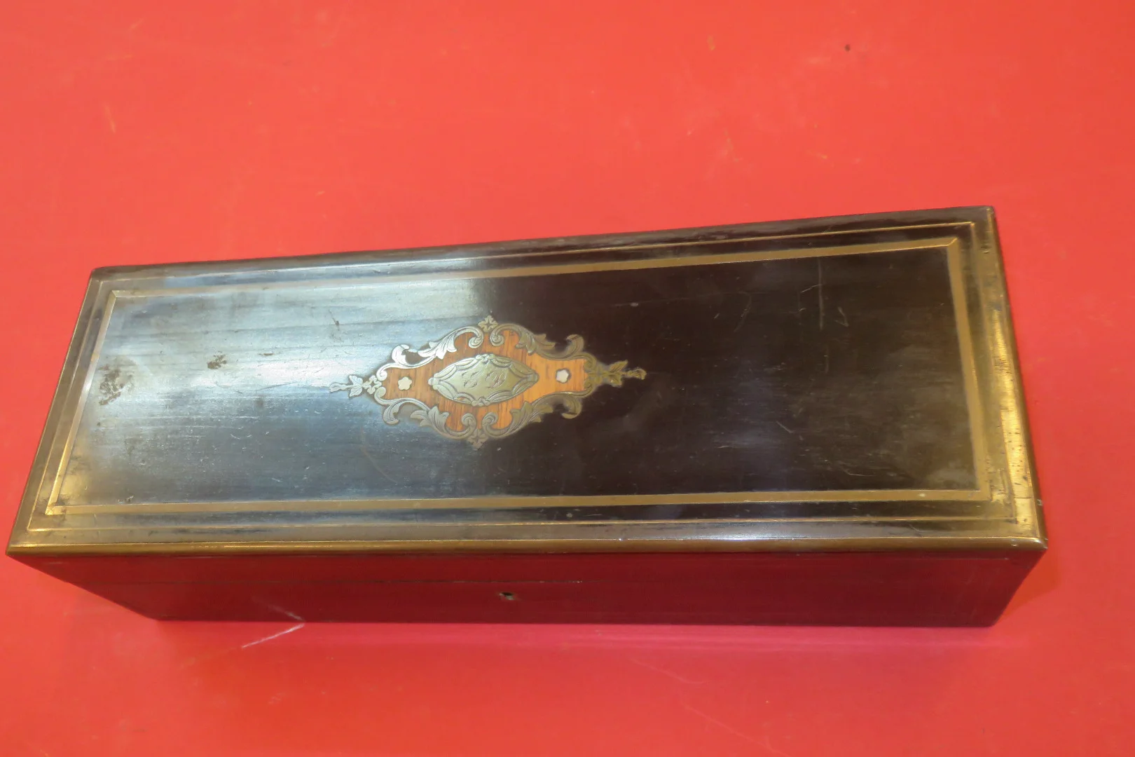 Boite à Gants En Bois Noici, époque 19 ème,  Napoléon III.