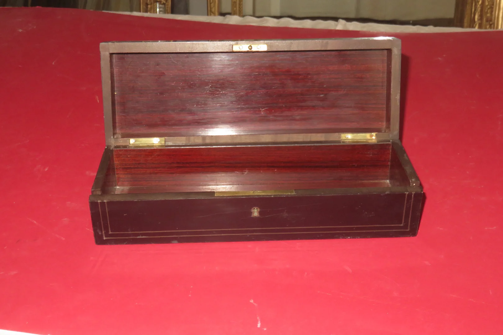 Boite à Gants En Bois Noici, époque 19 ème,  Napoléon III.