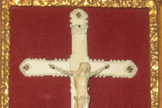 19th CENTURY CRUCIFIX