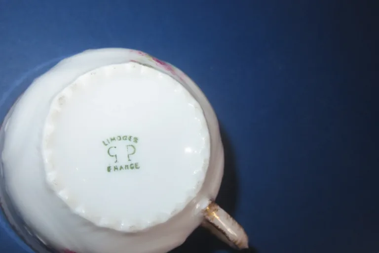 LIMOGES PORSELEIN KOFFIESERVICE