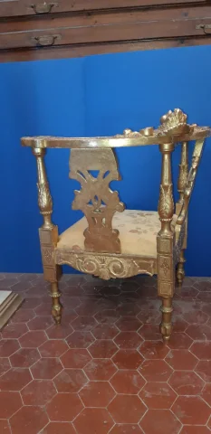 Fauteuil d'Angle époque 19ème, En Bois Doré.