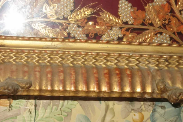 RELIQUARY FRAME