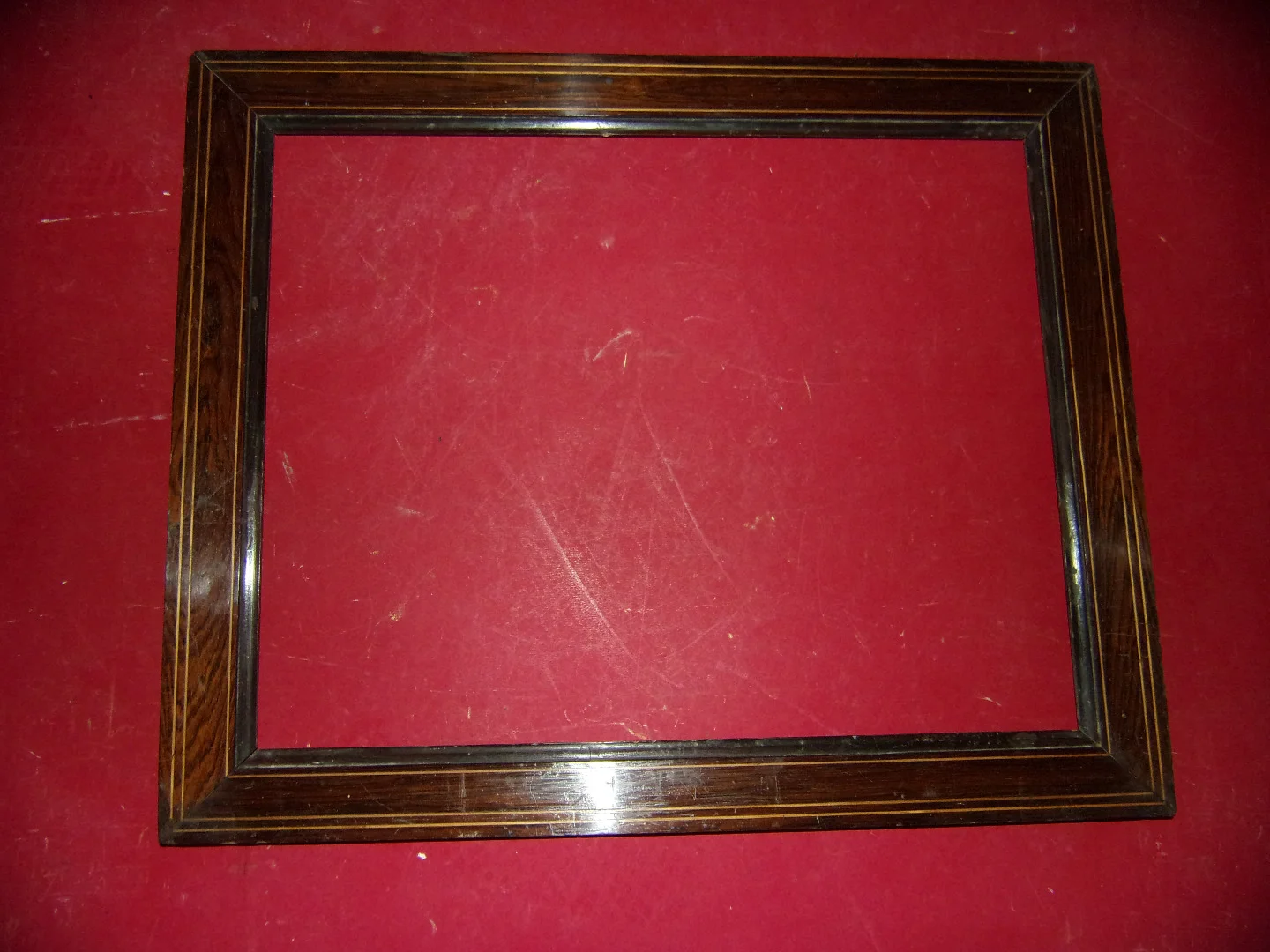 NEGENTIENDE EEUWSE FRAME