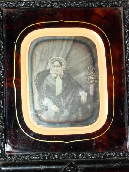 Daguerréotype Avec Son Cadre, époque 19ème.