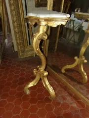 NINETEENTH CENTURY CONSOLE TABLE.