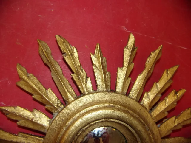 NINETEENTH CENTURY CONVEX MIRROR.