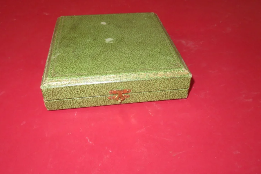 Coffret  :  Pince à Sucre, Pelle à Sel Et Louche à Moutarde En Argent, époque Fin 19ème