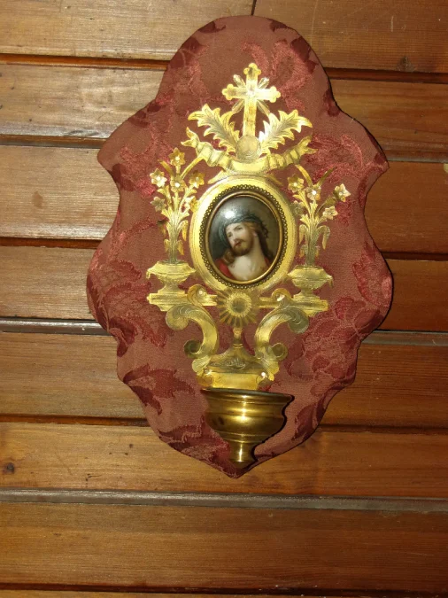 Bénitier d'applique,  en cuivre doré époque 19ème.