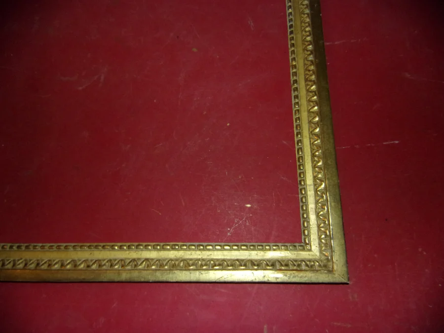 Cadre époque 18 ème, Louis XVI, en bois doré.
