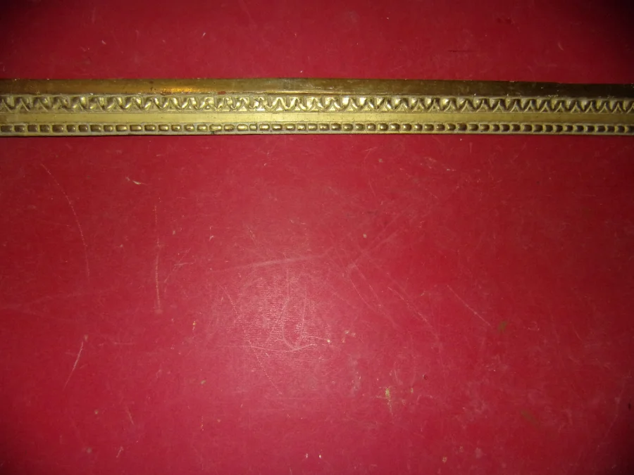 Cadre époque 18 ème, Louis XVI, en bois doré.