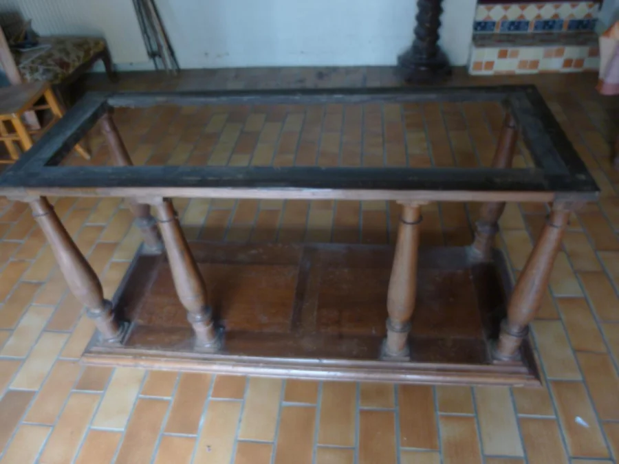 Cabinet, Credence 17th Century Period.