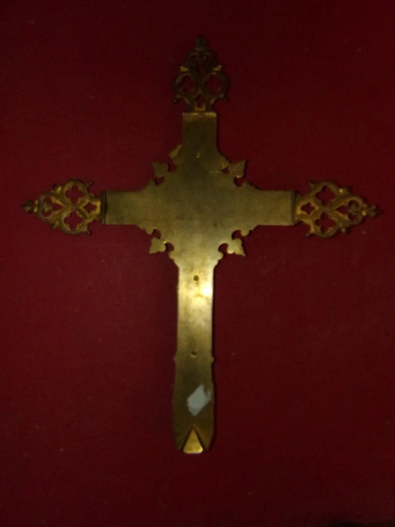 Croix de procession en bronze doré époque 19ème.