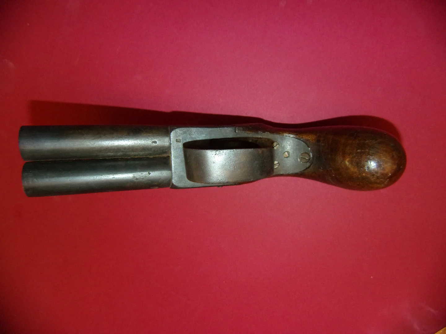 Pistolet percussion à double canon, époque 19ème.