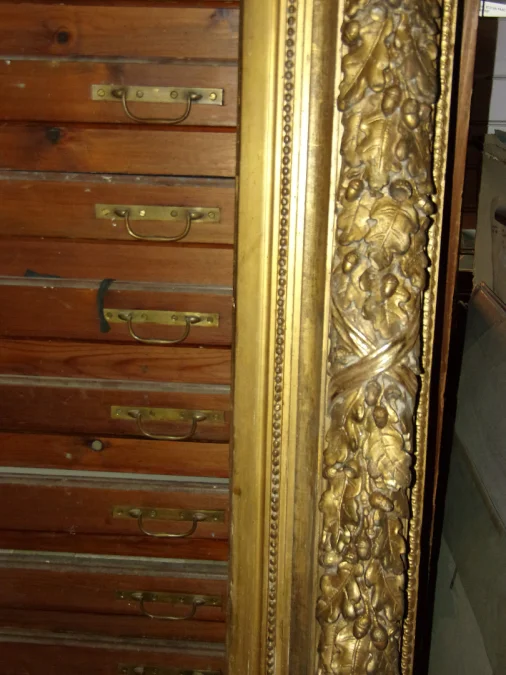 Very Large And Important 19th Century Frame, In Gilded Wood.
