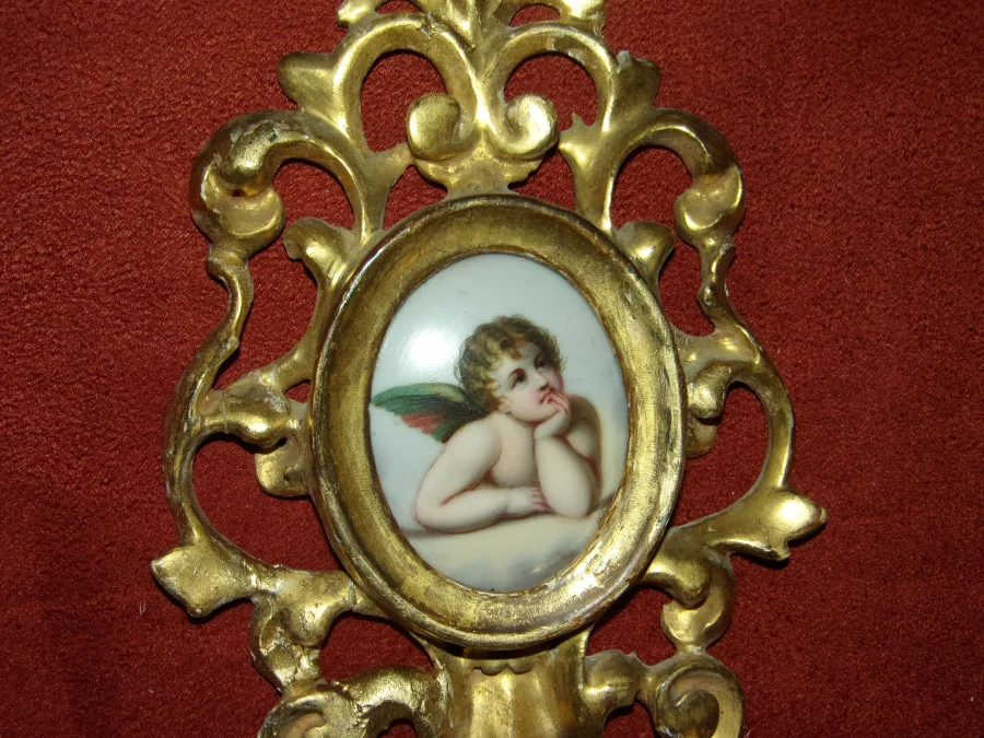 Petit Ange, porcelaine peinte à la main, époque 19ème.