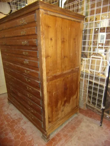 Meuble à plans d'architecte  ou géomètre, en bois, époque fin 19ème.
