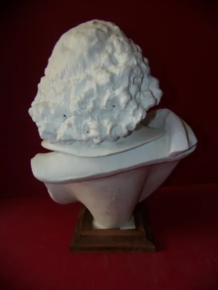 Bust Of Shakespeare, Late 19th Century Limoges Porcelain Cookie.