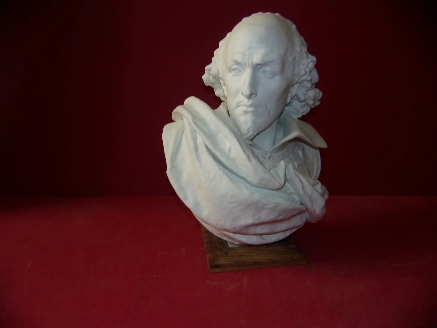 Bust Of Shakespeare, Late 19th Century Limoges Porcelain Cookie.