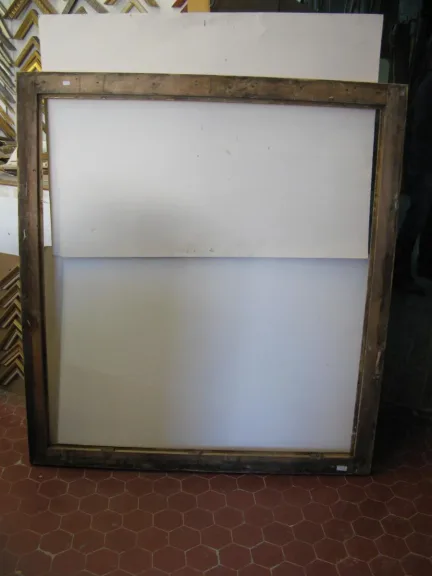 Cadre époque 19ème, en bois doré.