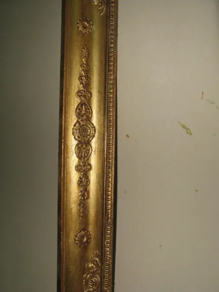 Paire de cadres époque 19ème en bois doré.