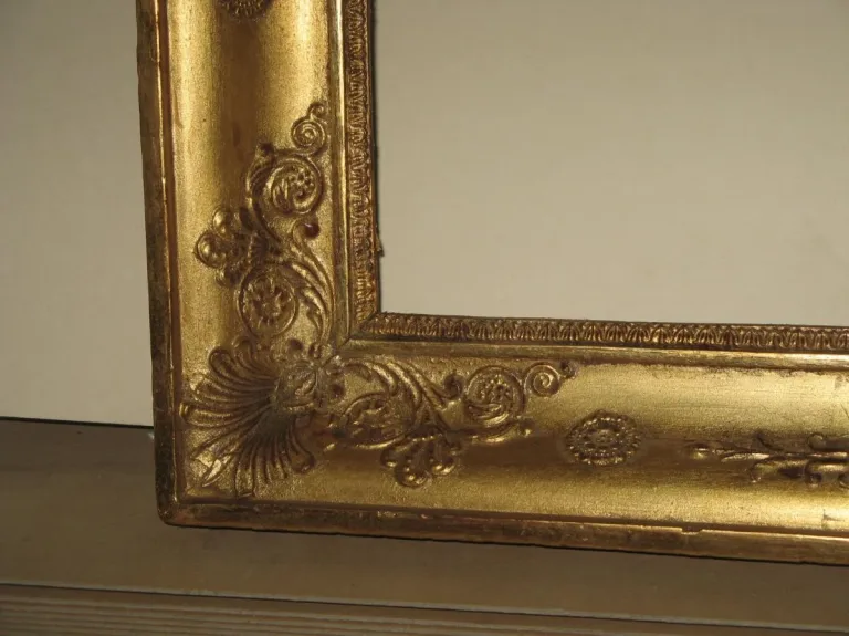 Paire de cadres époque 19ème en bois doré.