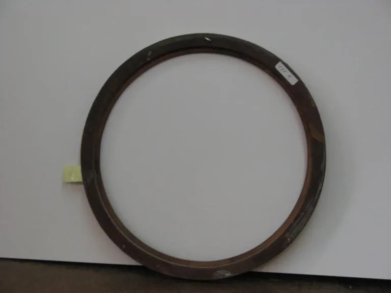 Cadre rond en marqueterie, époque 19ème.