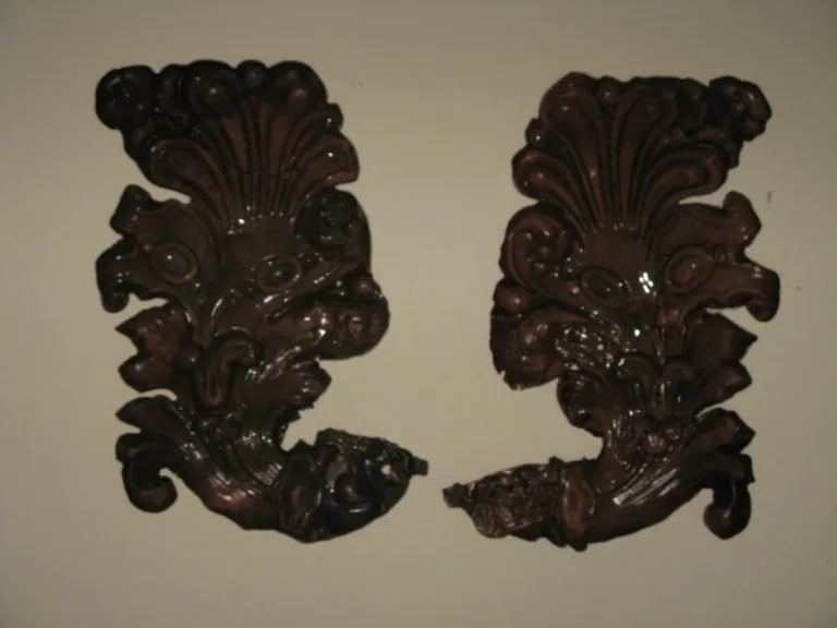 Paire d'élements décoratifs en cuivre époque 19ème.