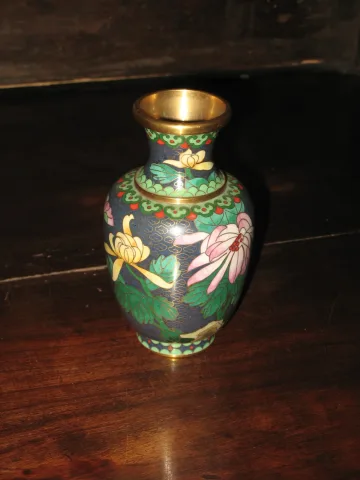 vase Chinois, cuivre cloisonné, époque 20 ème.