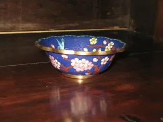 coupé Chinoise, cuivre cloisonné, époque 20 ème.