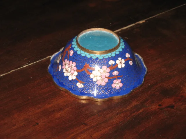 cupé Chinoise, cuivre cloisonné, époque 20 ème.